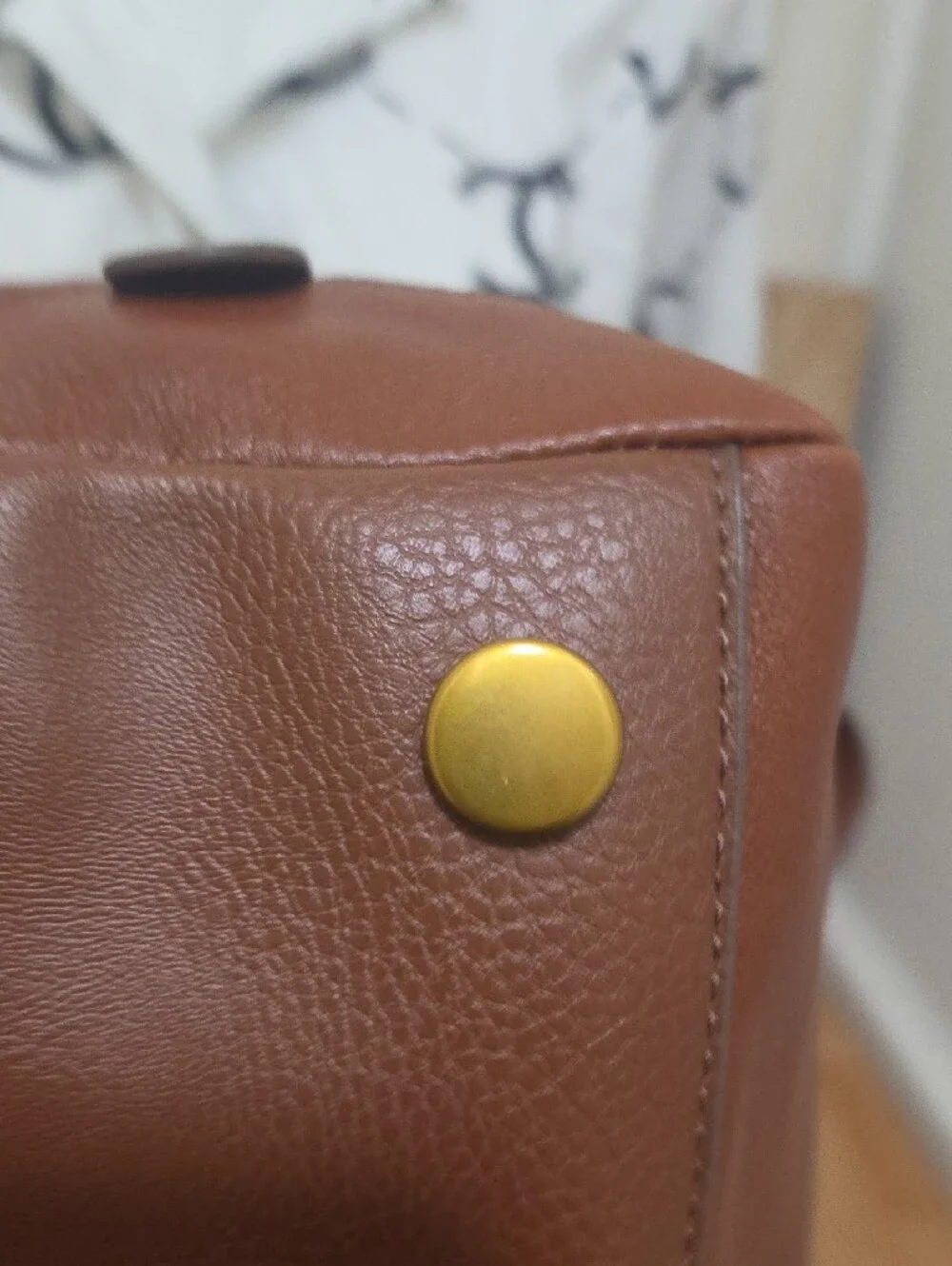 Fossil leather sydney